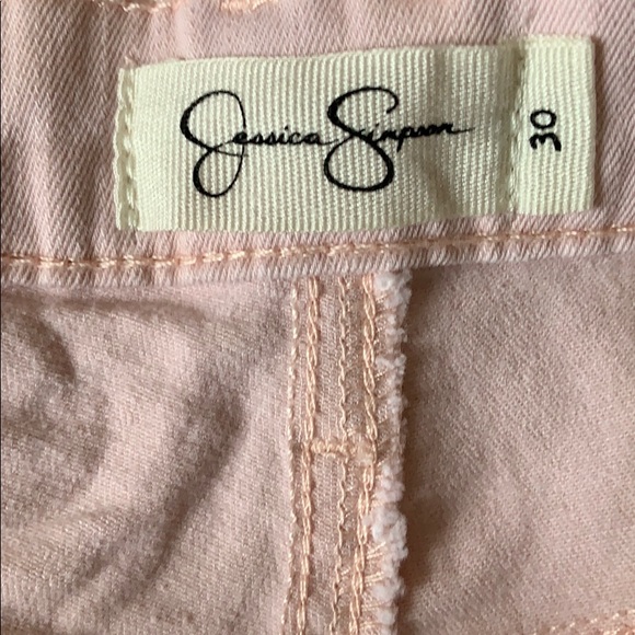 Shorts - Picture 2 of 4